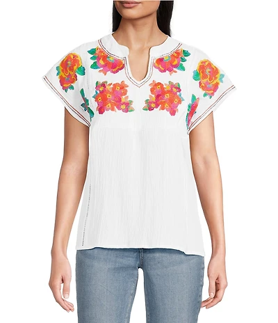 Calessa Petite Size Split V-Neck Short Sleeve Embroidered Crinkle Top