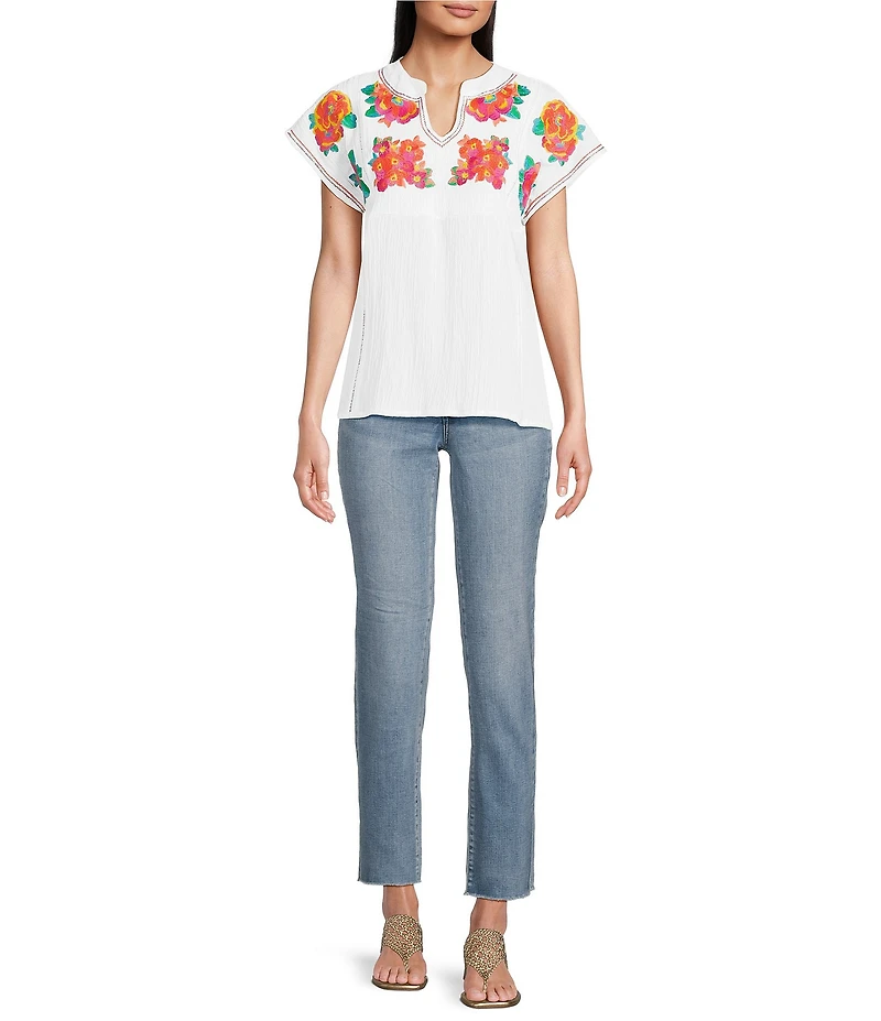 Calessa Petite Size Split V-Neck Short Sleeve Embroidered Crinkle Top