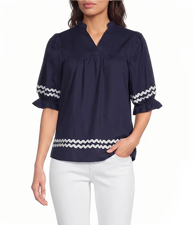 Calessa Petite Size Woven Split V-Neck Short Sleeve Ric-Rac Trim Tunic