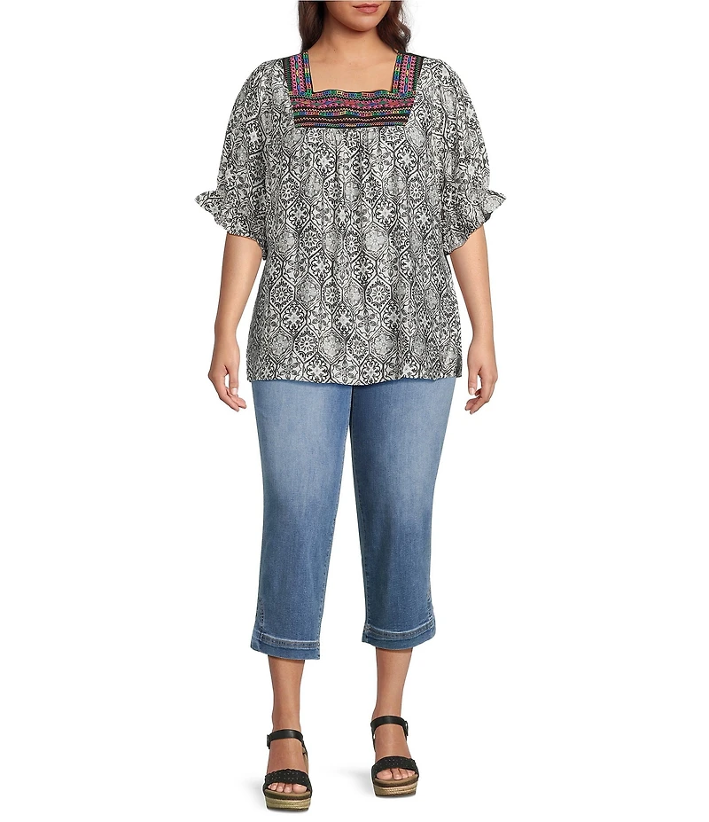 Calessa Plus Size Abstract Embroidered Square Neck Short Sleeve Tunic