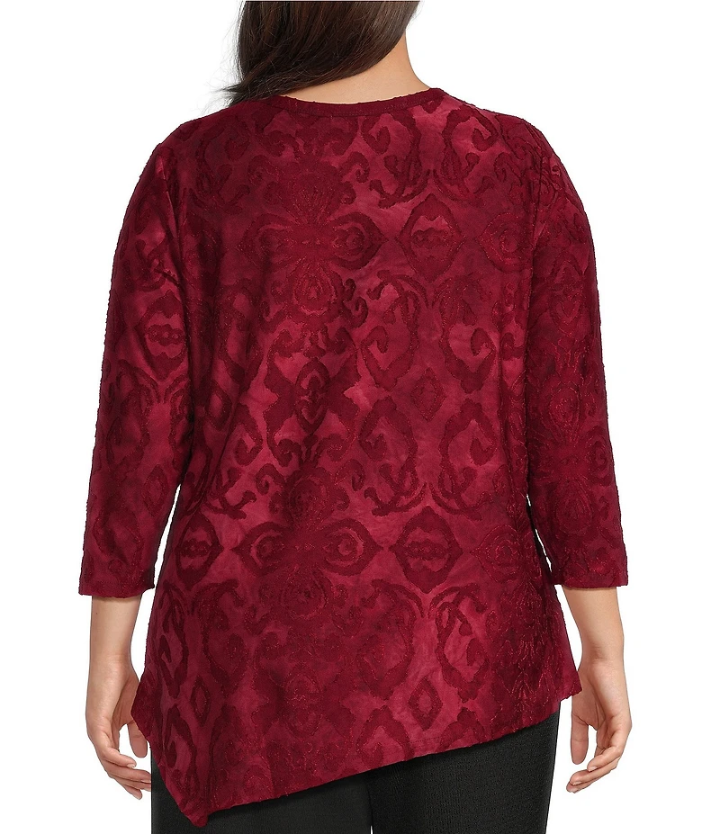 Calessa Plus Size Burnout Print Scoop Neck 3/4 Sleeve Asymmetric Hem Top