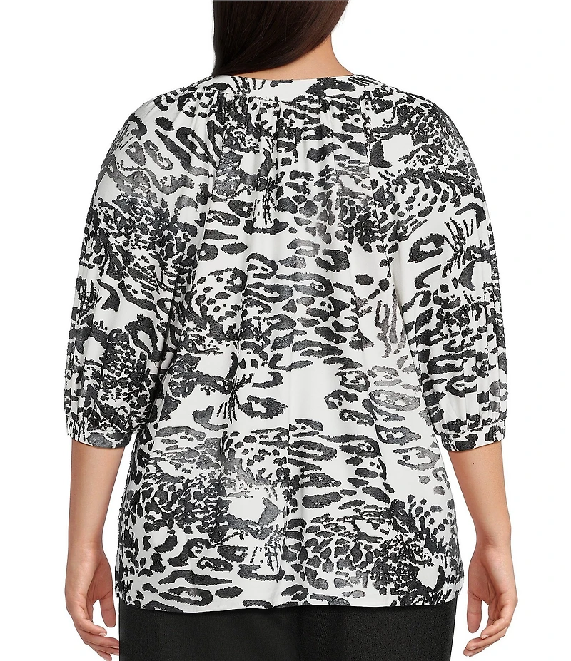 Calessa Plus Size Burnout Tie-Dye Knit Scoop Neck 3/4 Sleeve Tunic