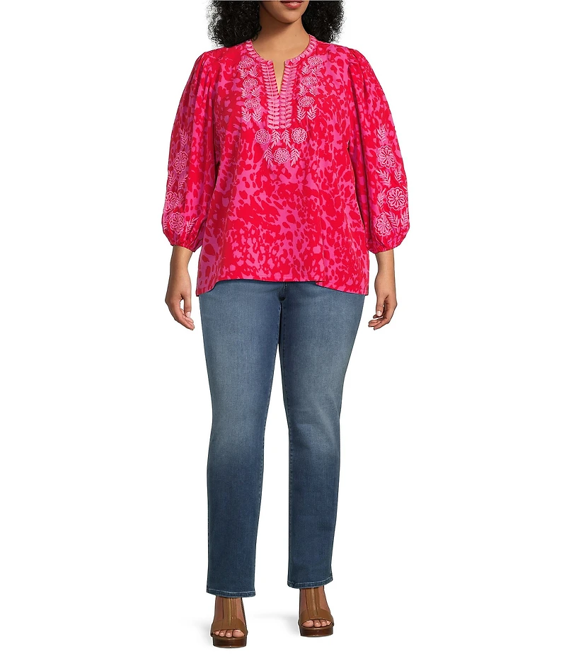 Calessa Plus Size Smooth Embroidered Abstract Animal Print Split Round Neck Bracelet Sleeve Tunic