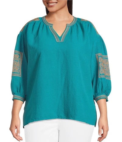 Calessa Plus Size Crinkle Textured Foulard Embroidered Split V-Neck Long Sleeve Tunic