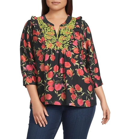 Calessa Plus Size Embroidered Floral Round Split V-Neck 3/4 Sleeve Tunic