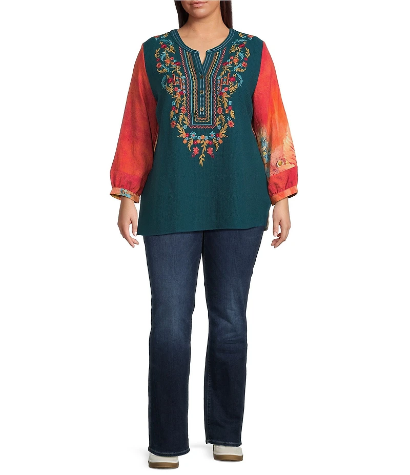 Calessa Plus Size Embroidered Patchwork Print Split V-Neck 3/4 Sleeve Tunic