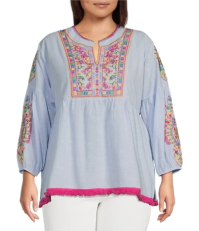 Calessa Plus Size Embroidered Patchwork Split Round V-Neck 3/4 Sleeve Tunic