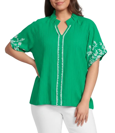 Calessa Plus Size Embroidered Ruffle Split V-Neck Short Sleeve Tunic