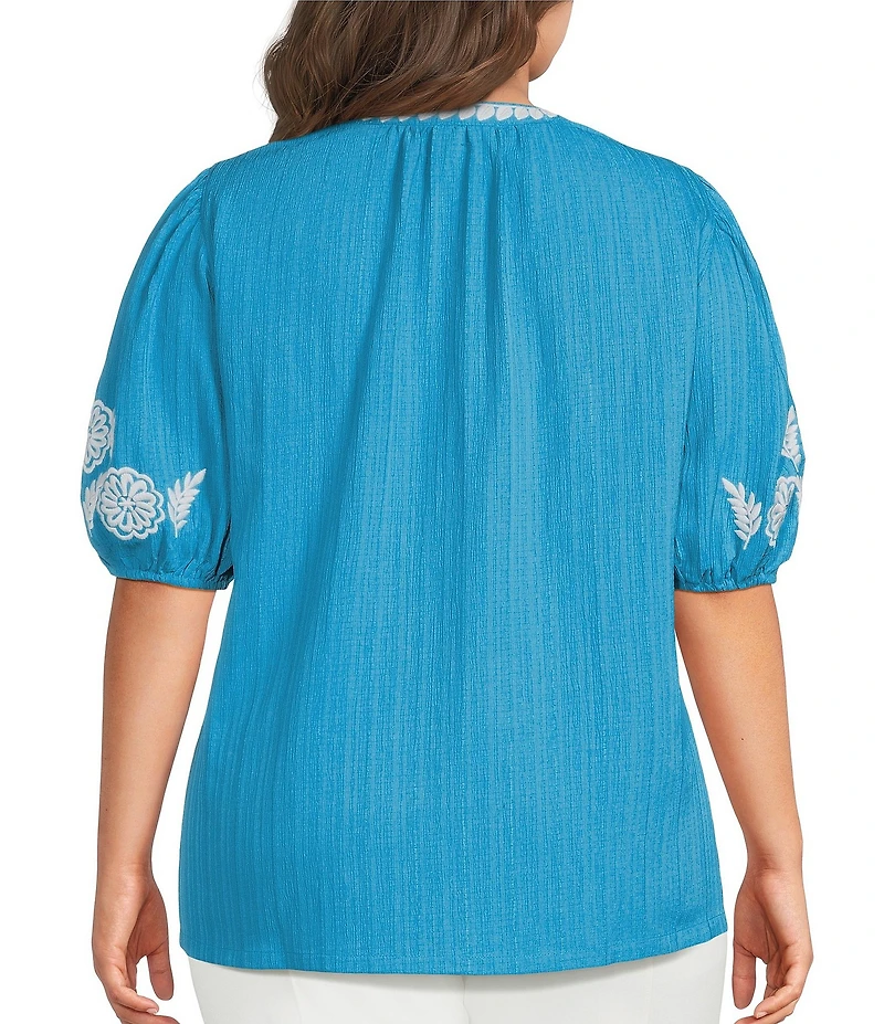 Calessa Plus Size Embroidered Split Round Neck Elbow Puff Sleeve Tunic