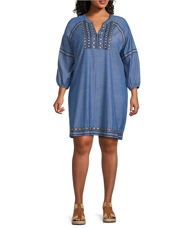 Calessa Plus Size Embroidered Split V-Neck 3/4 Sleeve Shift Dress