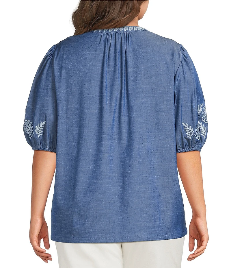 Calessa Plus Size Embroidered Split V-Neck Elbow Length Sleeve Tunic
