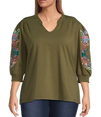 Calessa Plus Size Embroidered Split V-Neck Balloon Sleeve Tunic