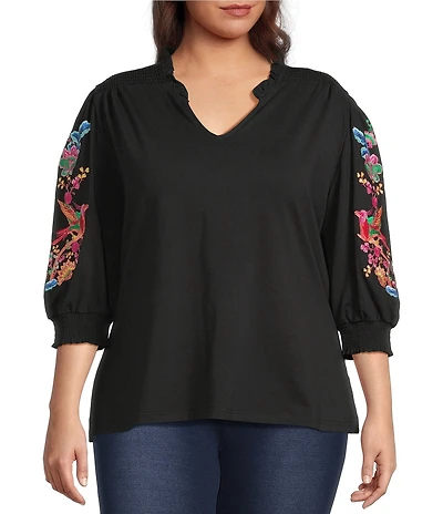 Calessa Plus Size Embroidered Split V-Neck Balloon Sleeve Tunic