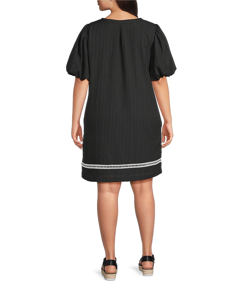 Calessa Plus Size Embroidered Split V-Neck Elbow Balloon Sleeve Shift Dress