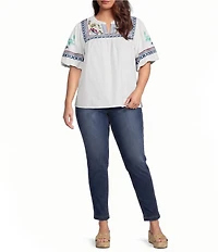 Calessa Plus Size Embroidered Split V-Neck Short Sleeve Tunic