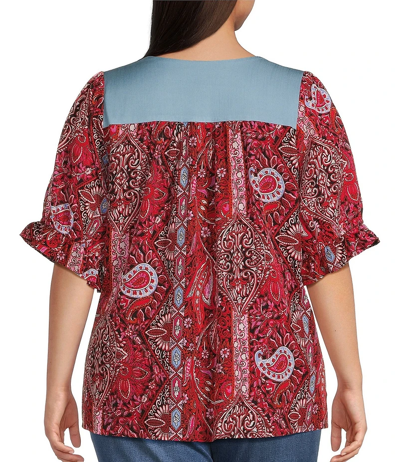 Calessa Plus Size Embroidered Square Neck Short Sleeve Tunic