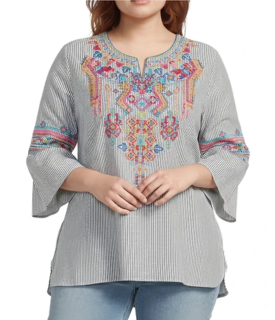 Calessa Plus Size Embroidered Stripe Patchwork Round Split V-Neck 3/4 Sleeve Tunic