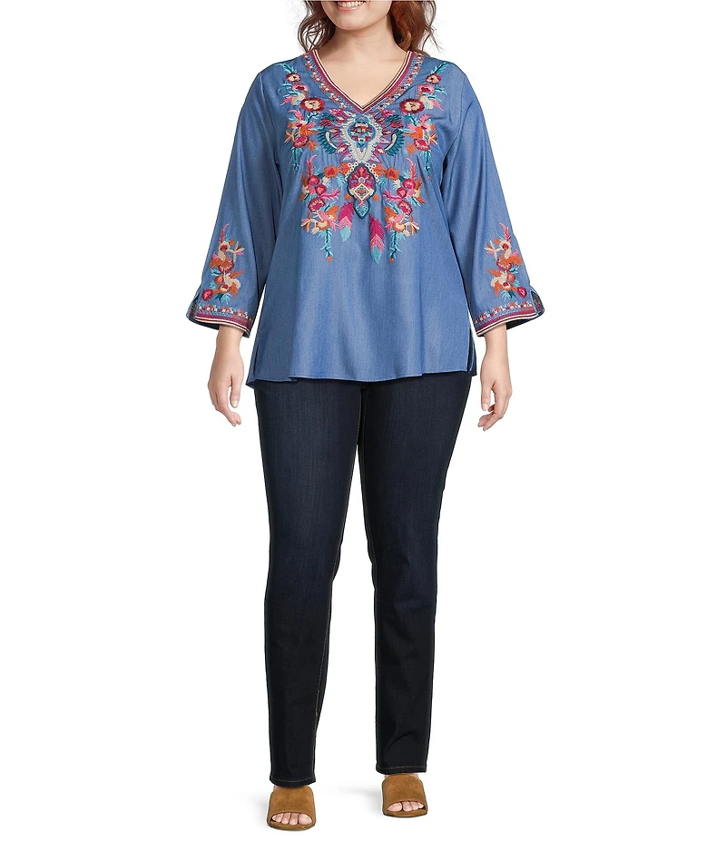 Calessa Plus Size Embroidered V-Neck 3/4 Sleeve Tunic