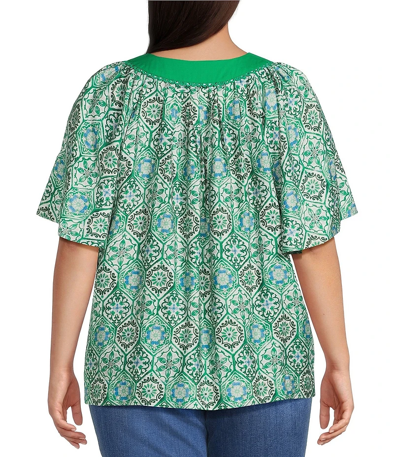Calessa Plus Size Garden Mosaic Split Round V-Neck Short Sleeve Tunic