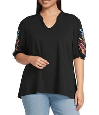 Calessa Plus Size Knit Split V-Neck Embroidered Elbow Length Sleeve Top