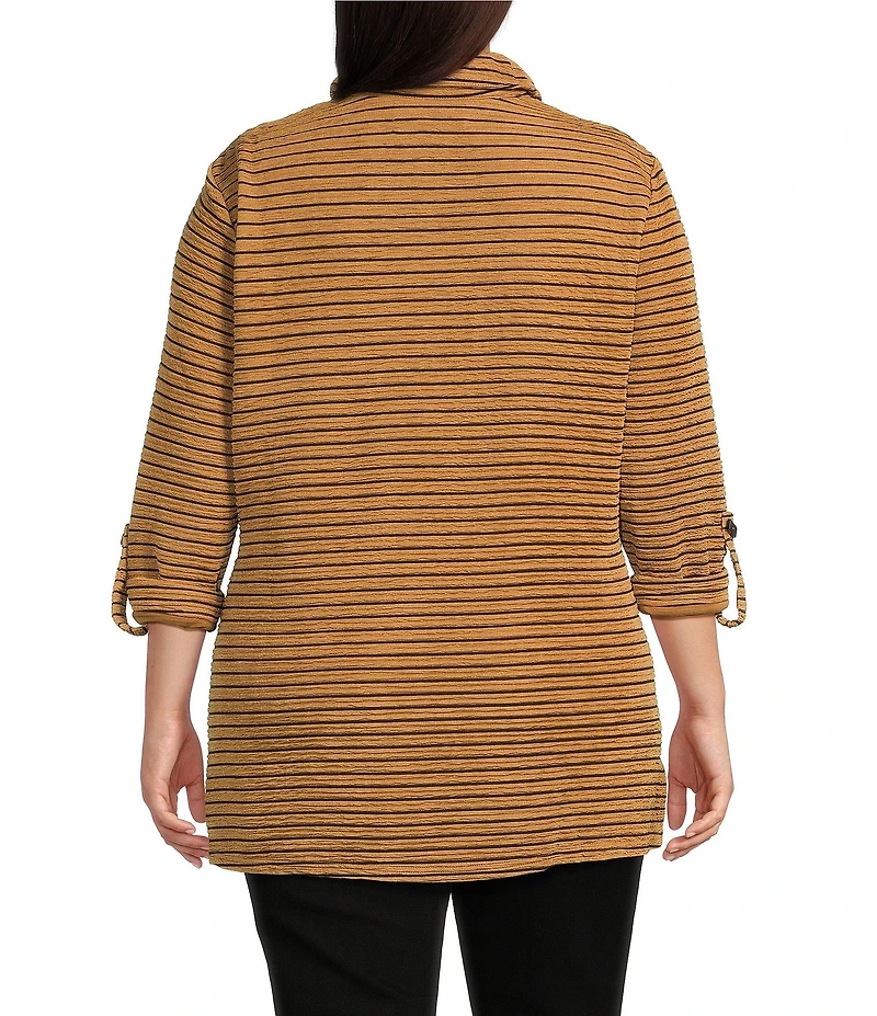 Calessa Plus Size Knit Textured Artist Wire Collar Zip Front 3/4 Sleeve Tunic