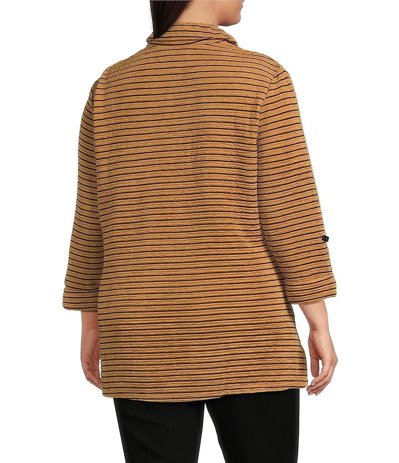 Calessa Plus Size Knit Textured Artist Wire Collar Zip Front 3/4 Sleeve Tunic