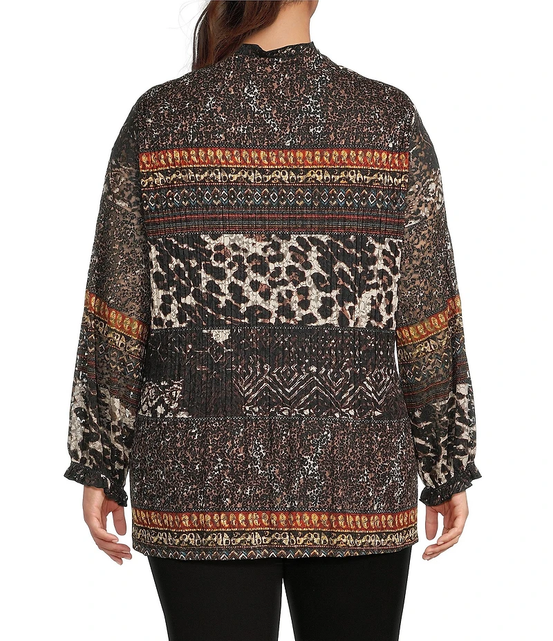 Calessa Plus Size Mesh Animal Border Print Split V-Neck 3/4 Sleeve Tunic