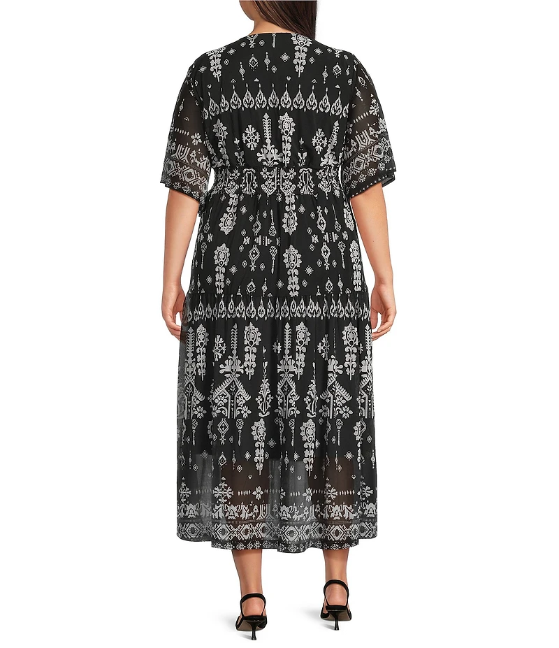 Calessa Plus Size Modern Mosaic V-Neck Short Sleeve Tiered A-line Midi Dress
