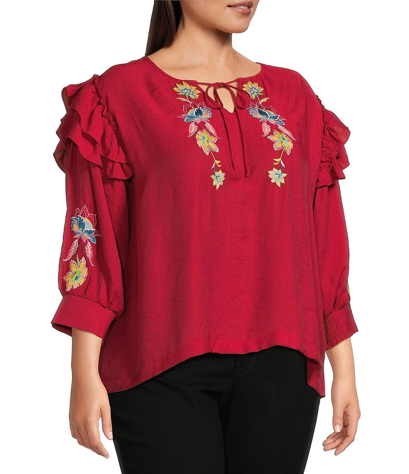 Calessa Plus Size Patchwork Embroidered Split V-Neck 3/4 Sleeve Tunic