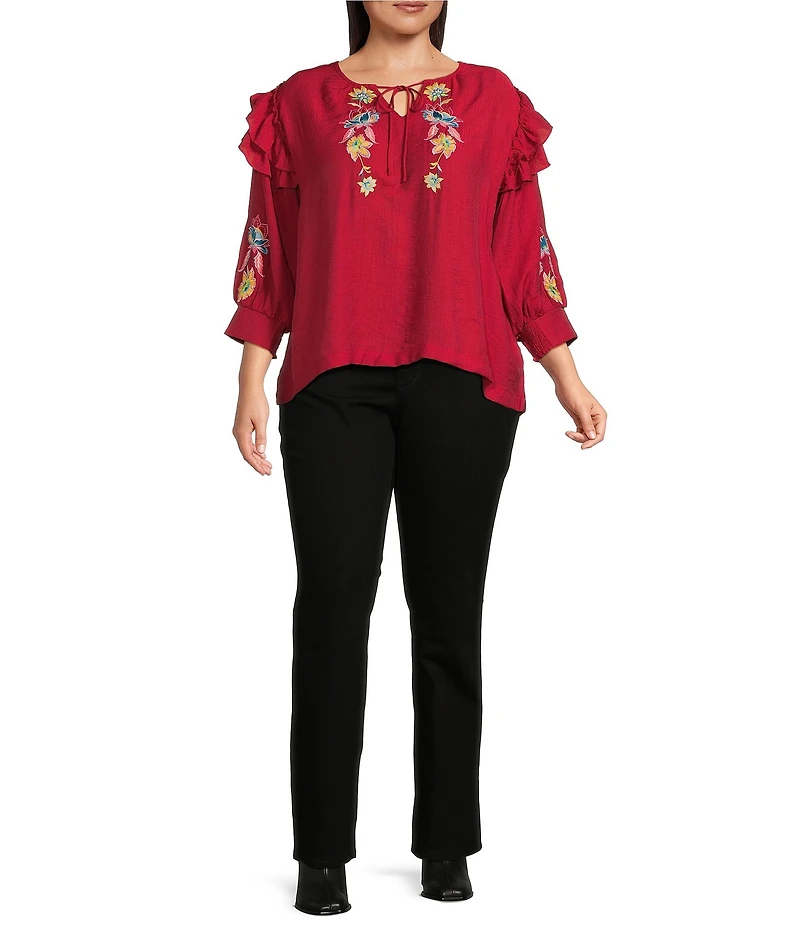 Calessa Plus Size Patchwork Embroidered Split V-Neck 3/4 Sleeve Tunic