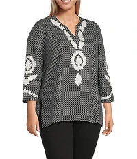 Calessa Plus Size Soutache Embroidered Geometric Print Split V-Neck 3/4 Sleeve Tunic