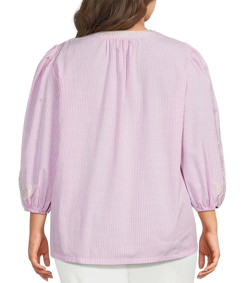 Calessa Plus Size Split V-Neck Embroidered 3/4 Balloon Sleeve Tunic