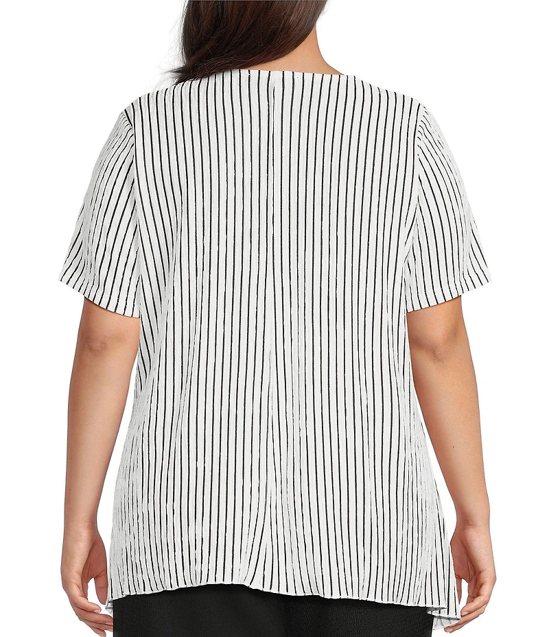 Calessa Plus Size Textured Knit Asymmetric Hem Tunic