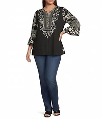 Calessa Plus Size Woven Embroidered Patchwork Round Split V-Neck 3/4 Sleeve Tunic