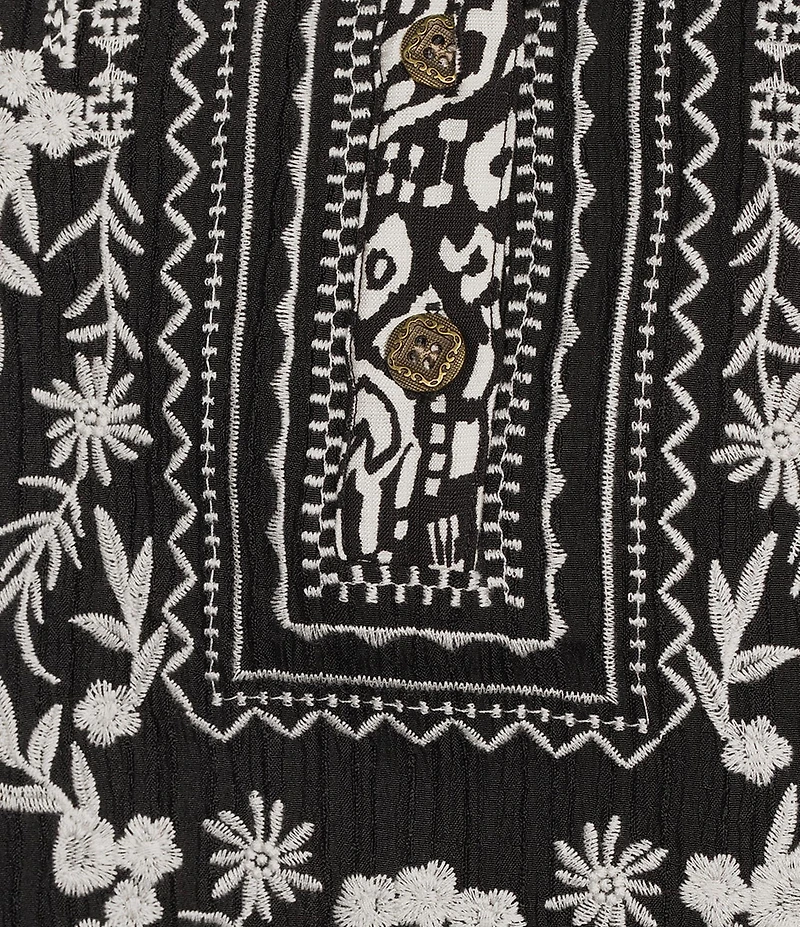 Calessa Plus Size Woven Embroidered Patchwork Round Split V-Neck 3/4 Sleeve Tunic