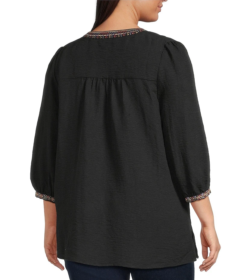 Calessa Plus Size Woven Embroidered Split V-Neck 3/4 Sleeve Tunic