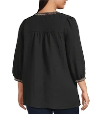 Calessa Plus Size Woven Embroidered Split V-Neck 3/4 Sleeve Tunic