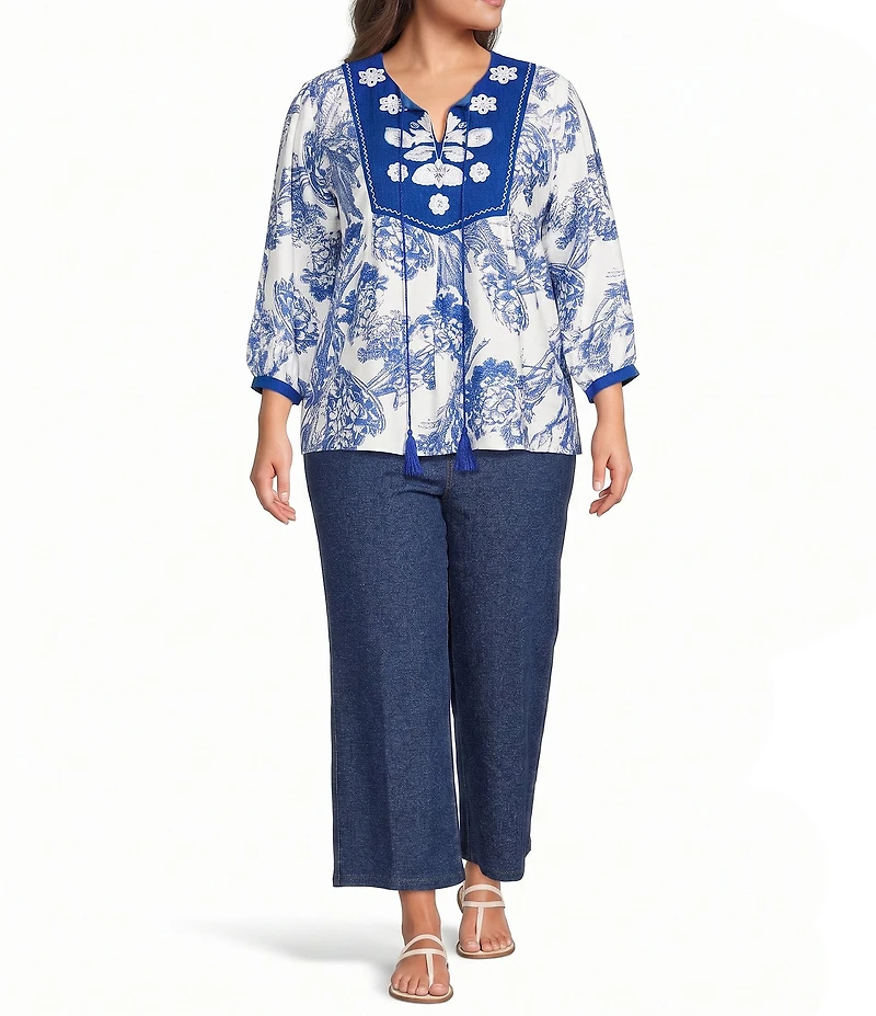 Calessa Plus Size Woven Mosaic Embroidered Split Round Neck Bracelet Sleeve Tunic