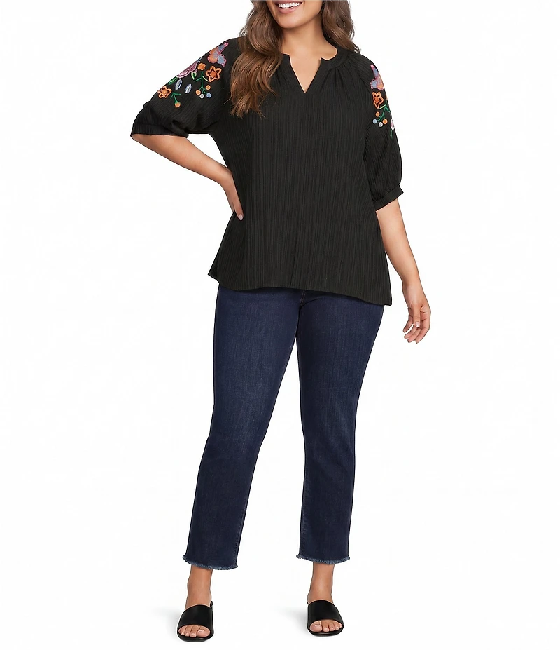 Calessa Plus Size Woven Split V-Neck Embroidered Balloon Elbow Length Sleeve Tunic