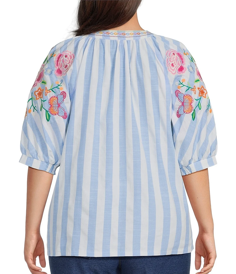 Calessa Plus Size Stripe Split V-Neck Embroidered Elbow Length Sleeve Tunic