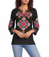 Calessa Woven Embroidered Split Round V-Neck 3/4 Sleeve Tunic