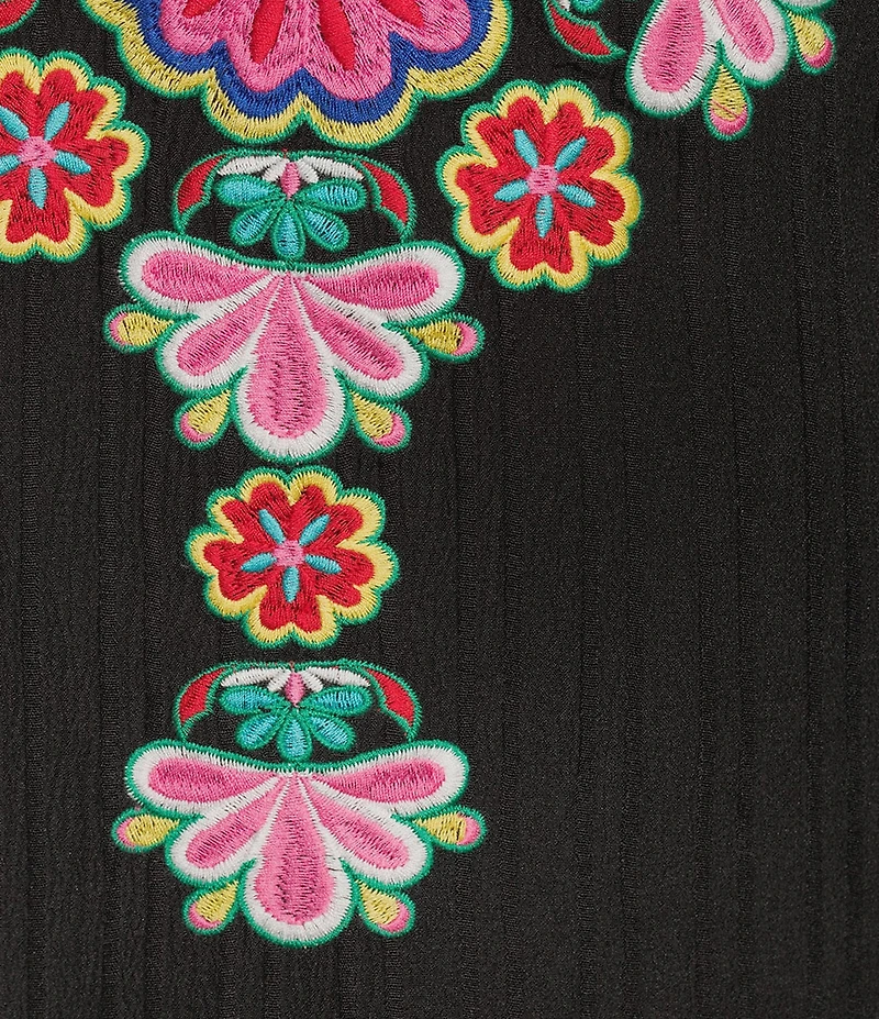 Calessa Woven Embroidered Split Round V-Neck 3/4 Sleeve Tunic