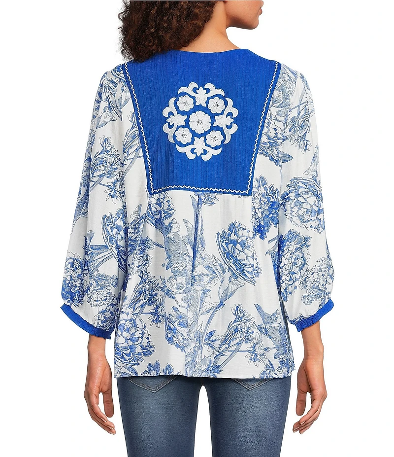 Calessa Woven Mosaic Embroidered Split Round Neck Bracelet Sleeve Tunic