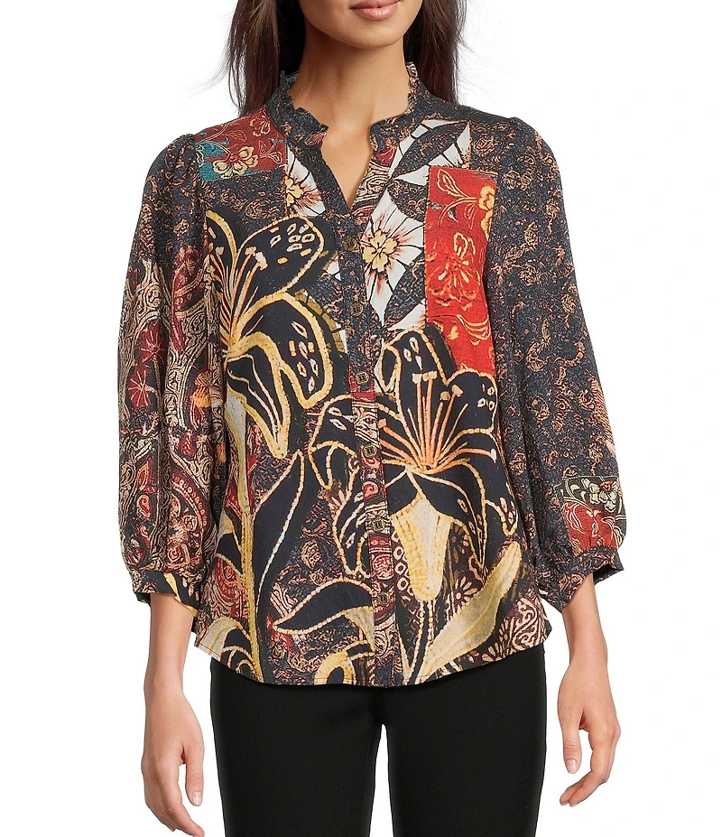 Calessa Woven Paisley Split V-Neck 3/4 Sleeve Button Front Tunic