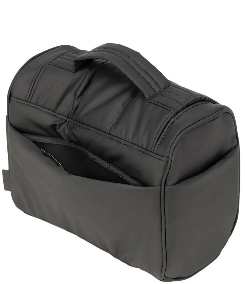 CalPak Luka Hanging Toiletry Bag