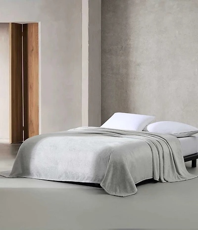 Calvin Klein Core Plush Solid Bed Blanket