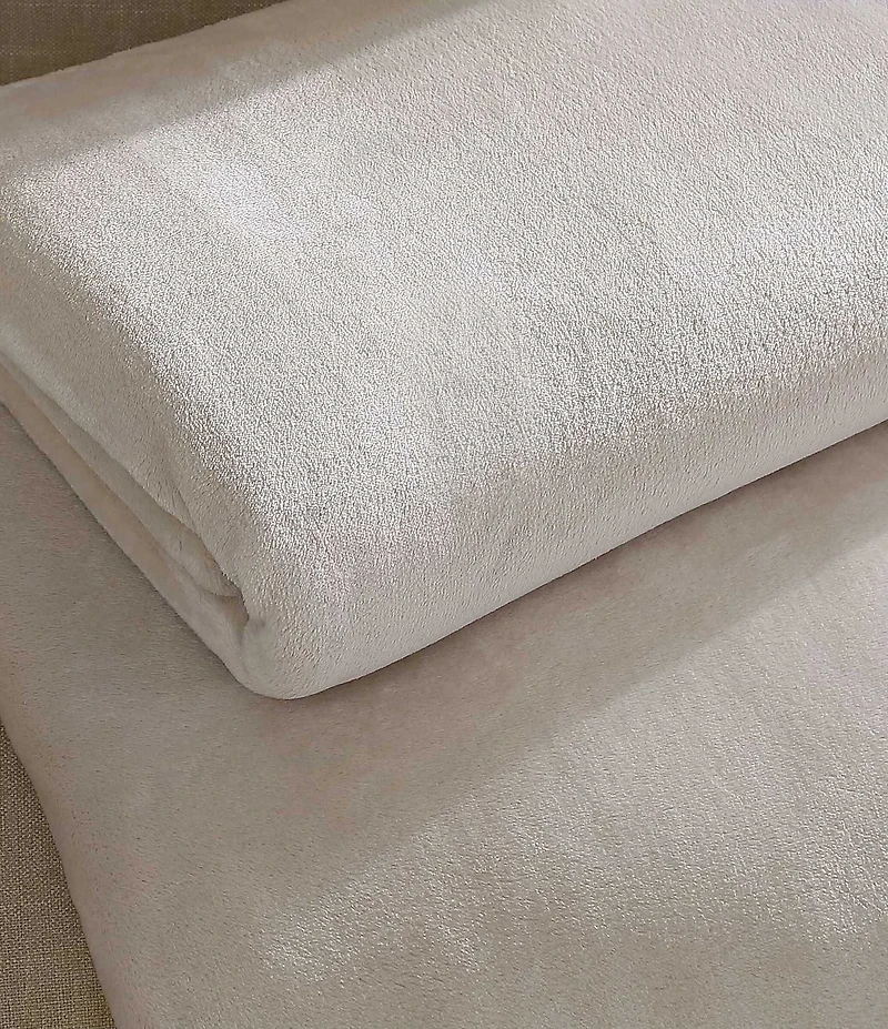 Calvin Klein Core Plush Solid Bed Blanket