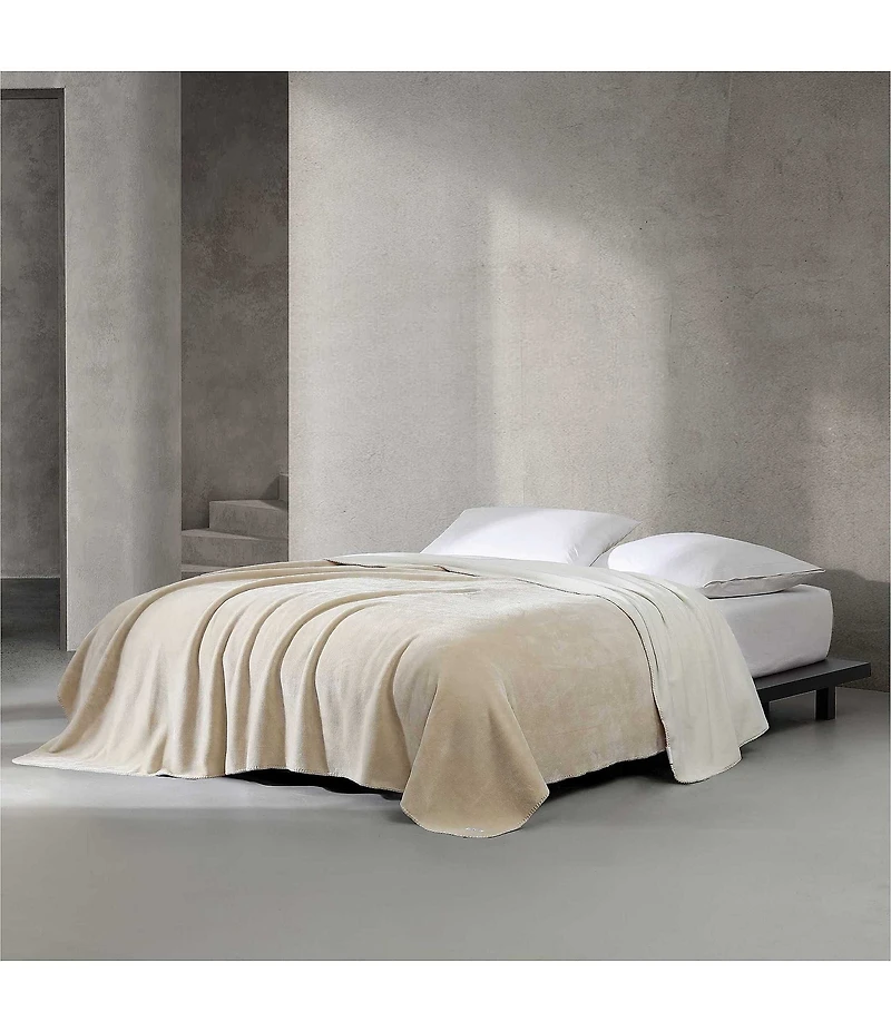 Calvin Klein Modern Lush Reversible Bed Blanket