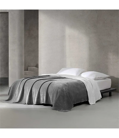 Calvin Klein Modern Lush Reversible Bed Blanket