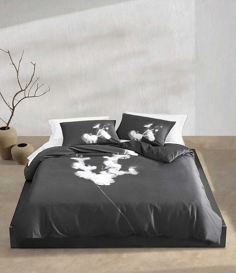 Calvin Klein Oversized Orchid Cotton Sateen Duvet Cover Mini Set